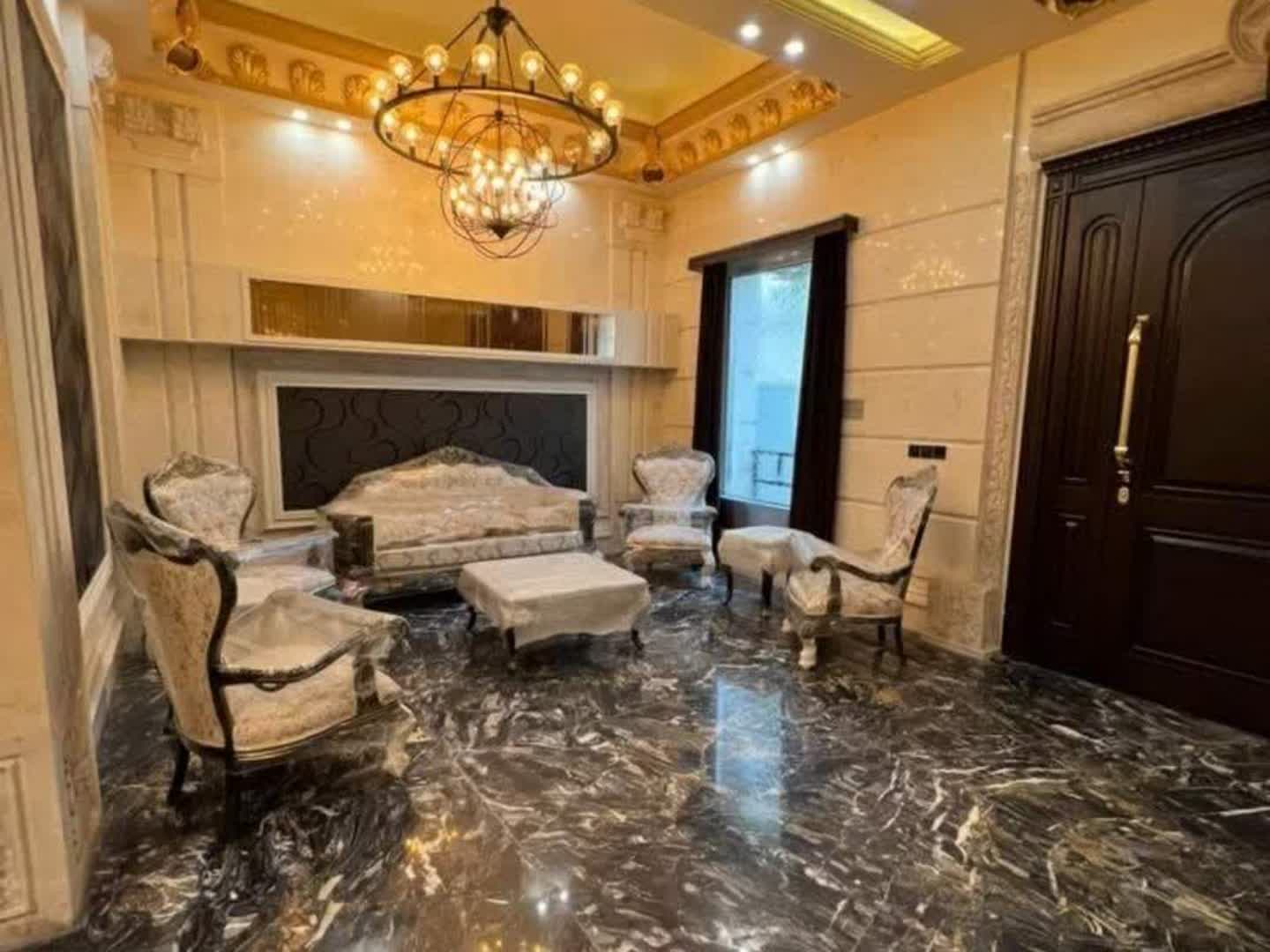 فروش مستغلات واقع در الهیه