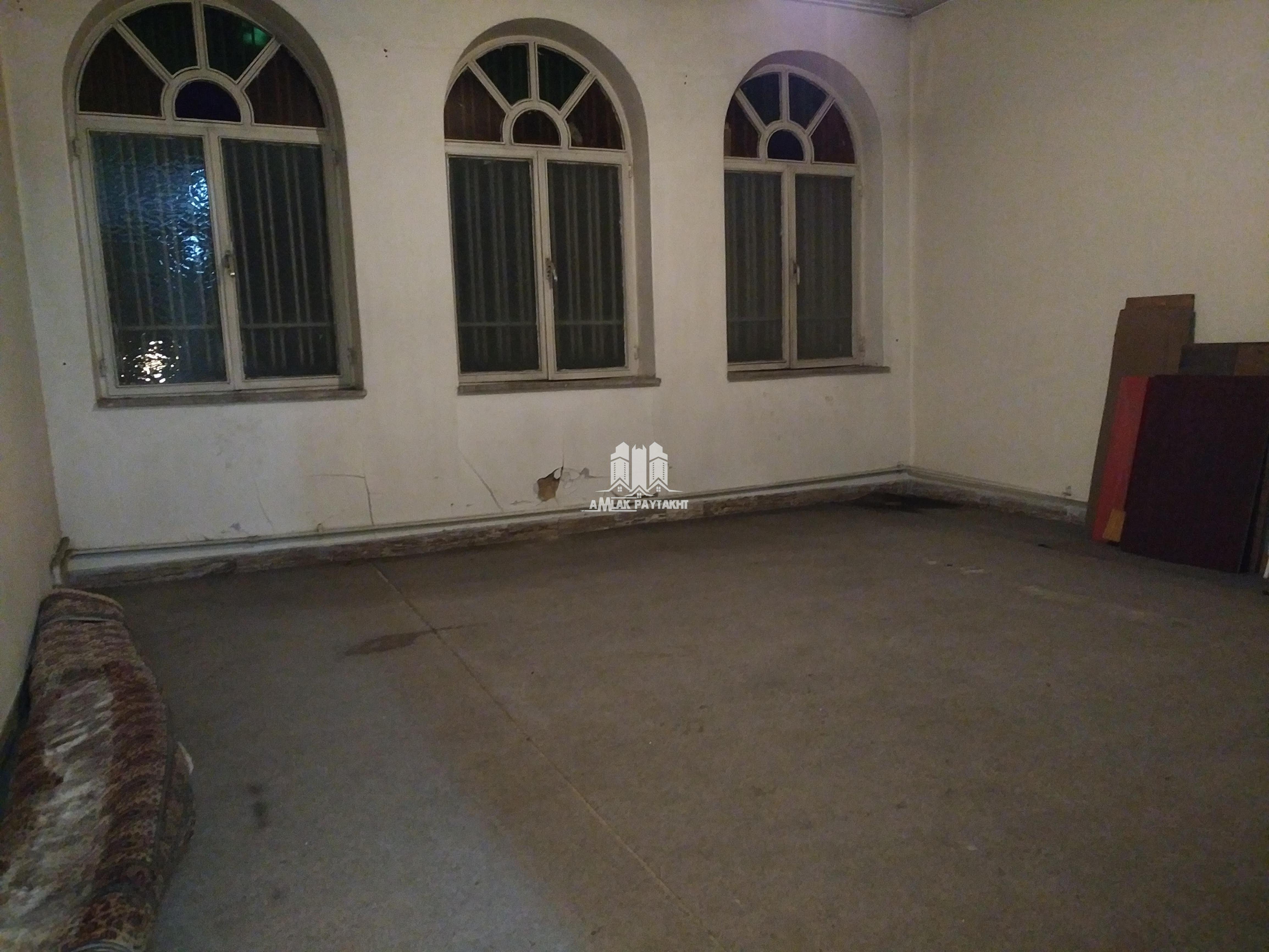 خانه کلنگی 480 متری محدوده عباس اباد اکازیون