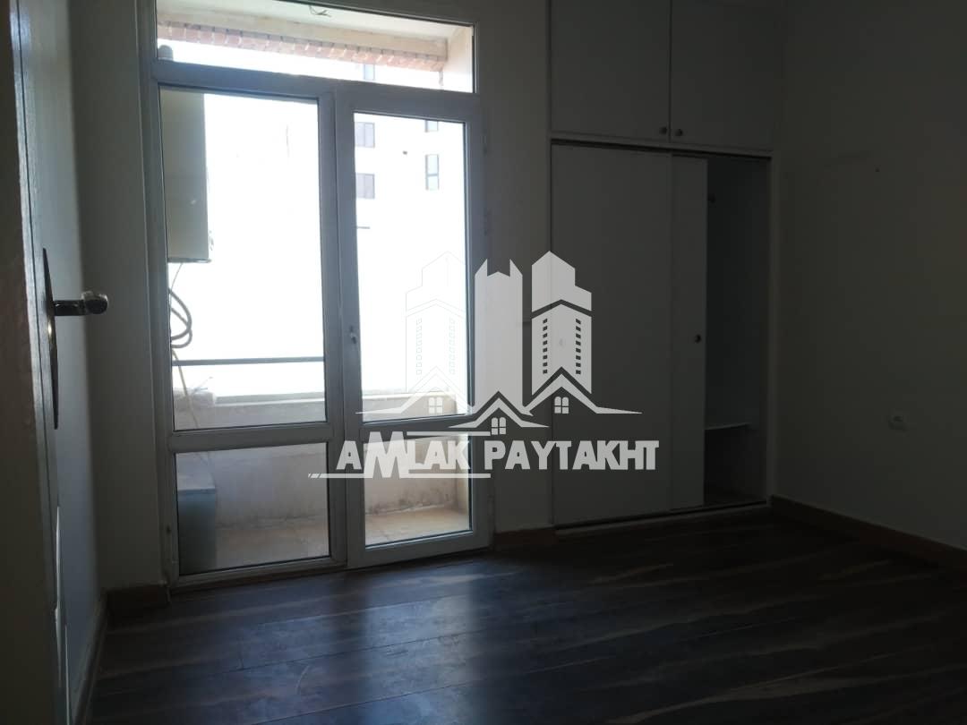آپارتمان 110 متر نزدیک خیابان شریعتی