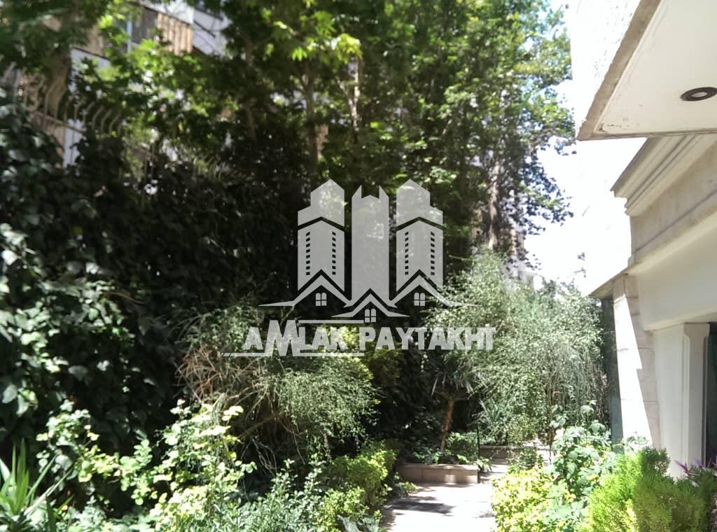 آپارتمان 212 متر واقع در ناطق نوری