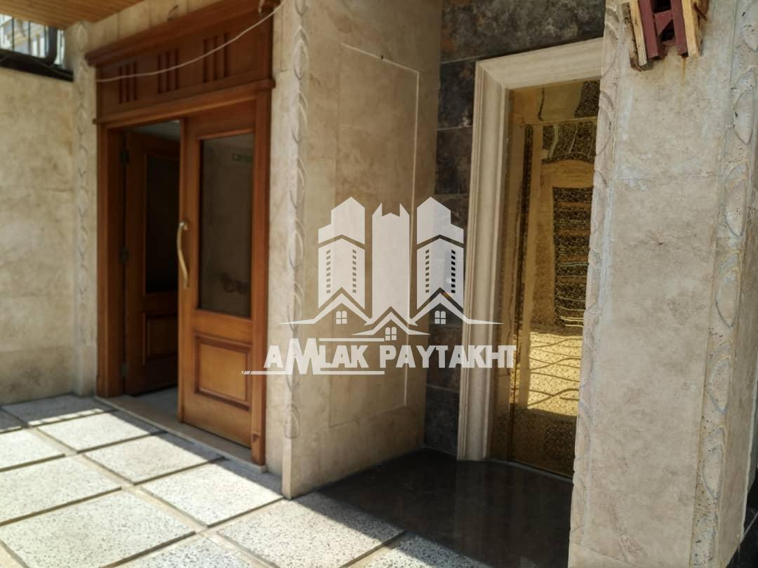رهن آپارتمان با موقعیت اداری روبرو پارک شریعتی