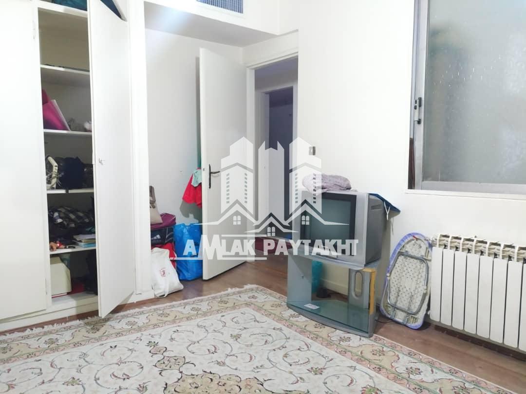 فروش آپارتمان تکواحدی دو خواب واقع در سیدخندان