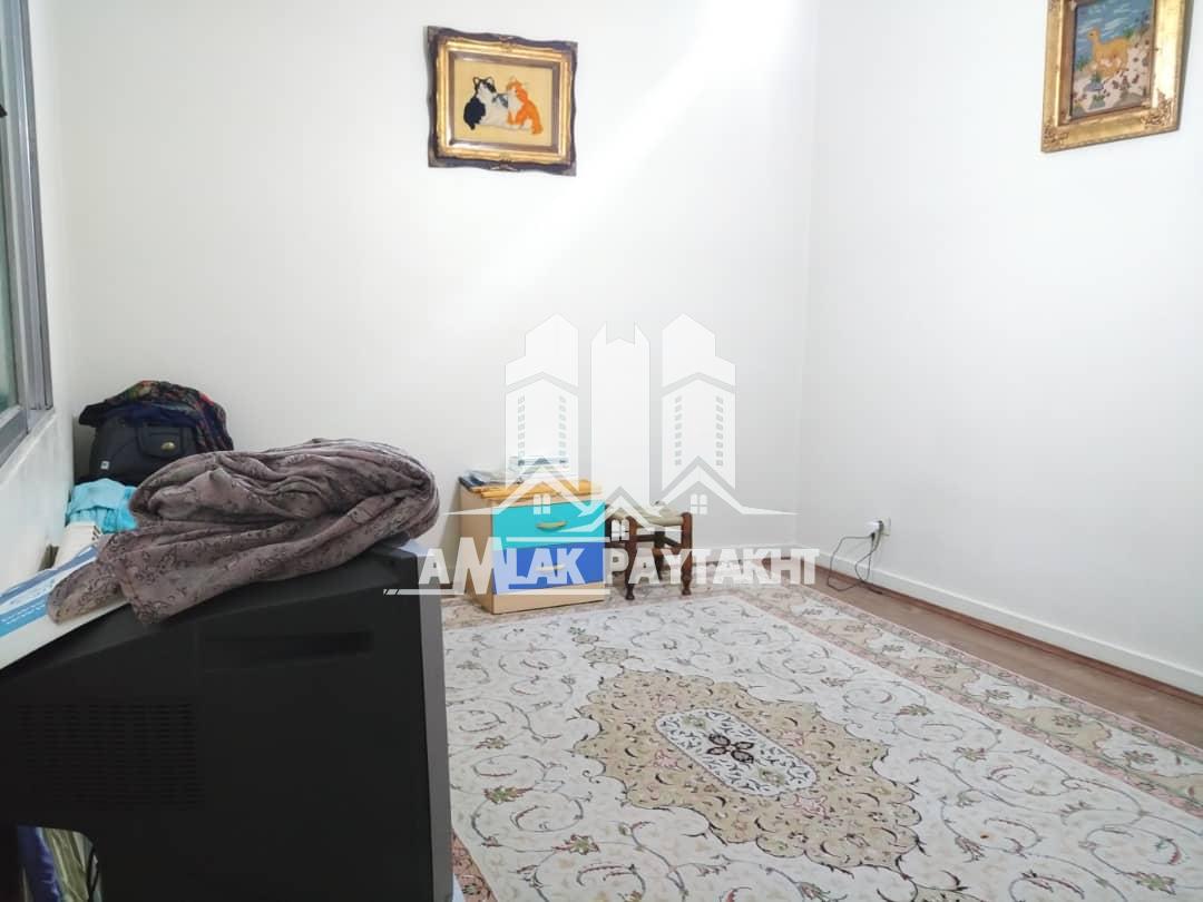 فروش آپارتمان تکواحدی دو خواب واقع در سیدخندان