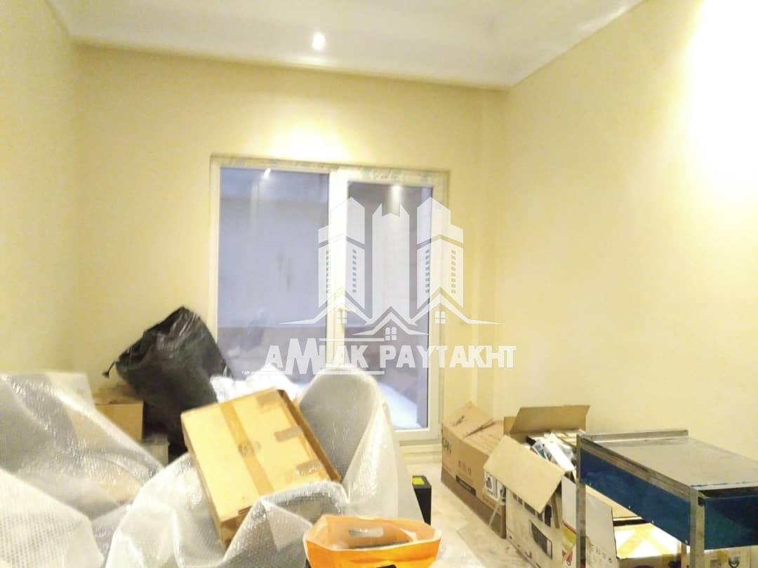 فروش آپارتمان 4 خواب واقع در اندرزگو