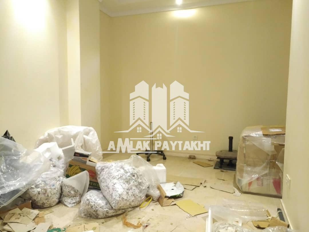 فروش آپارتمان 4 خواب واقع در اندرزگو