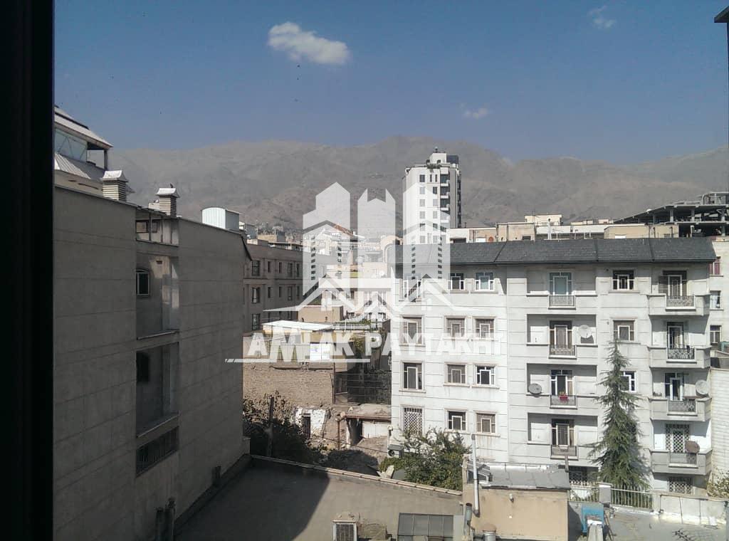 مطب دندانپزشکی 60 متر بر خیابان دولت