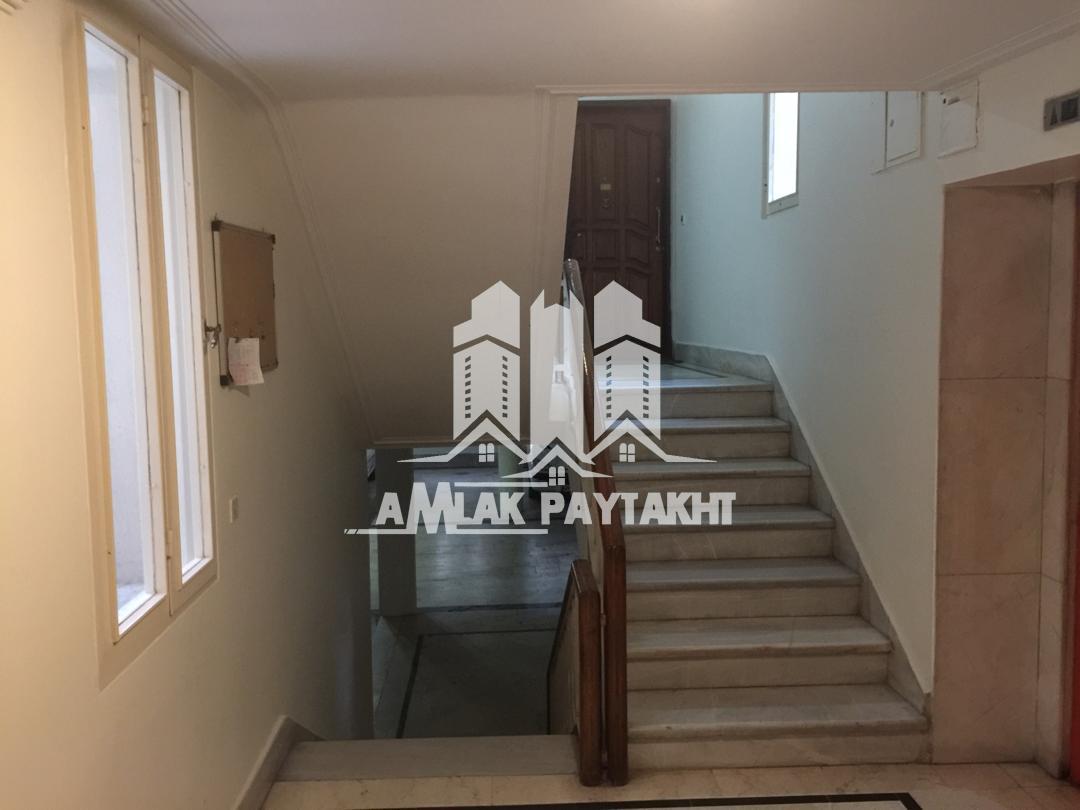 فروش آپارتمان 142 متری واقع در پشت پارک شریعتی