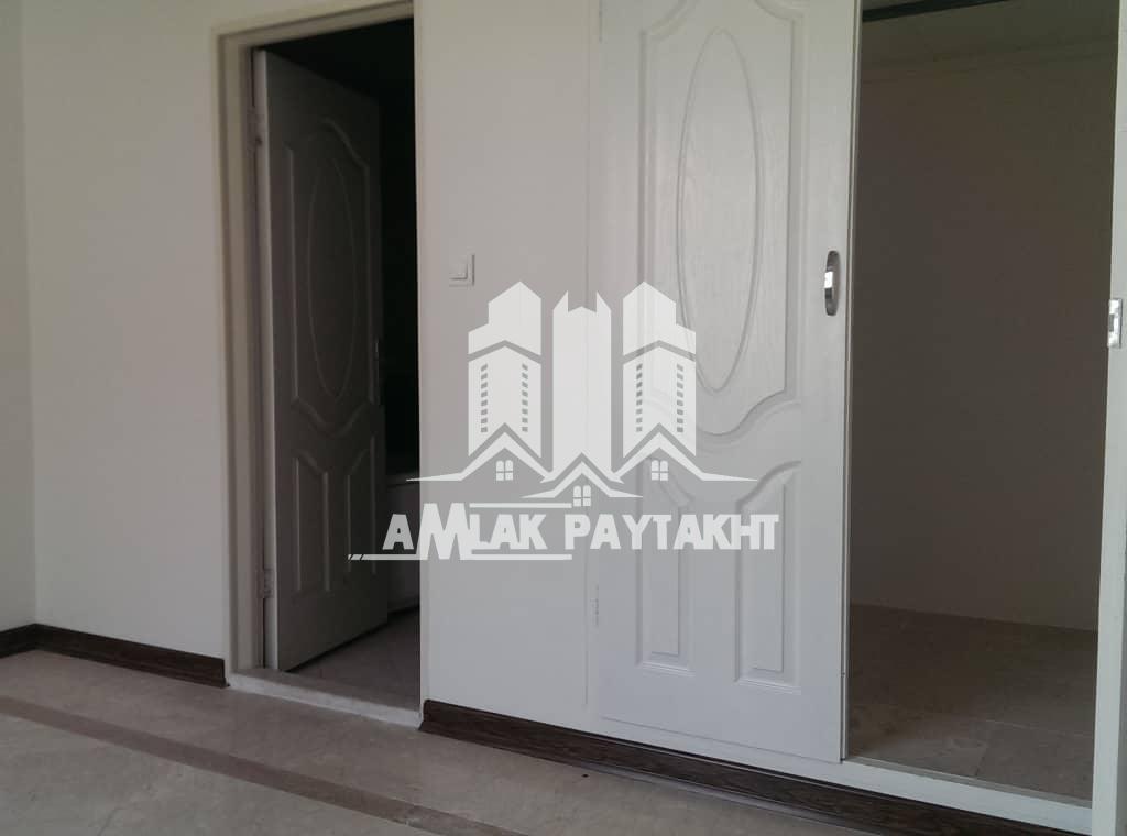 آپارتمان 116 متر کلید نخورده واقع در سه راه پیاله