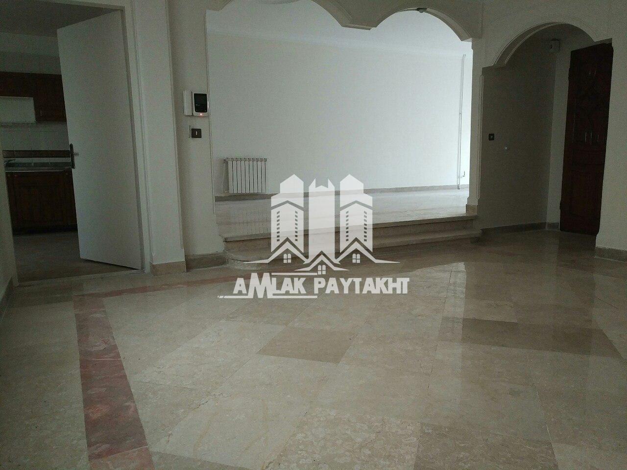 خانه تجاری 330 متری بر اصلی خواجه عبدالله