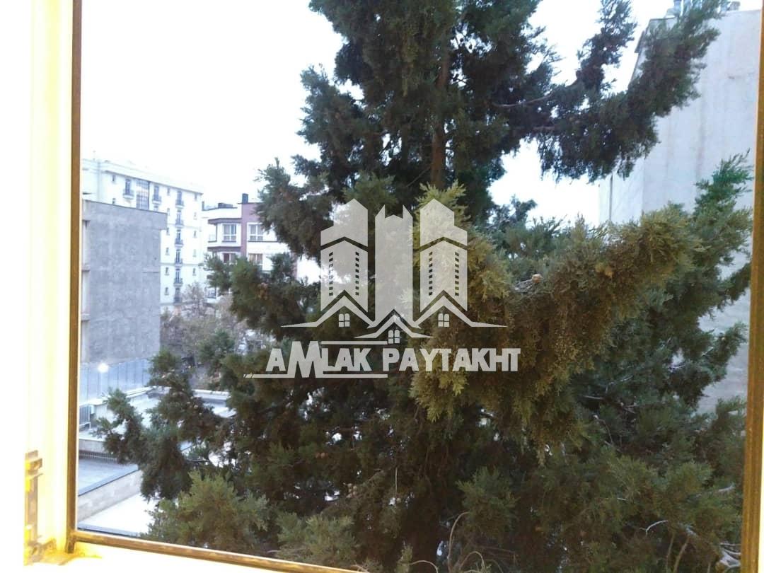 آپارتمان مسکونی دو خواب کلید نخورده واقع در پاسداران
