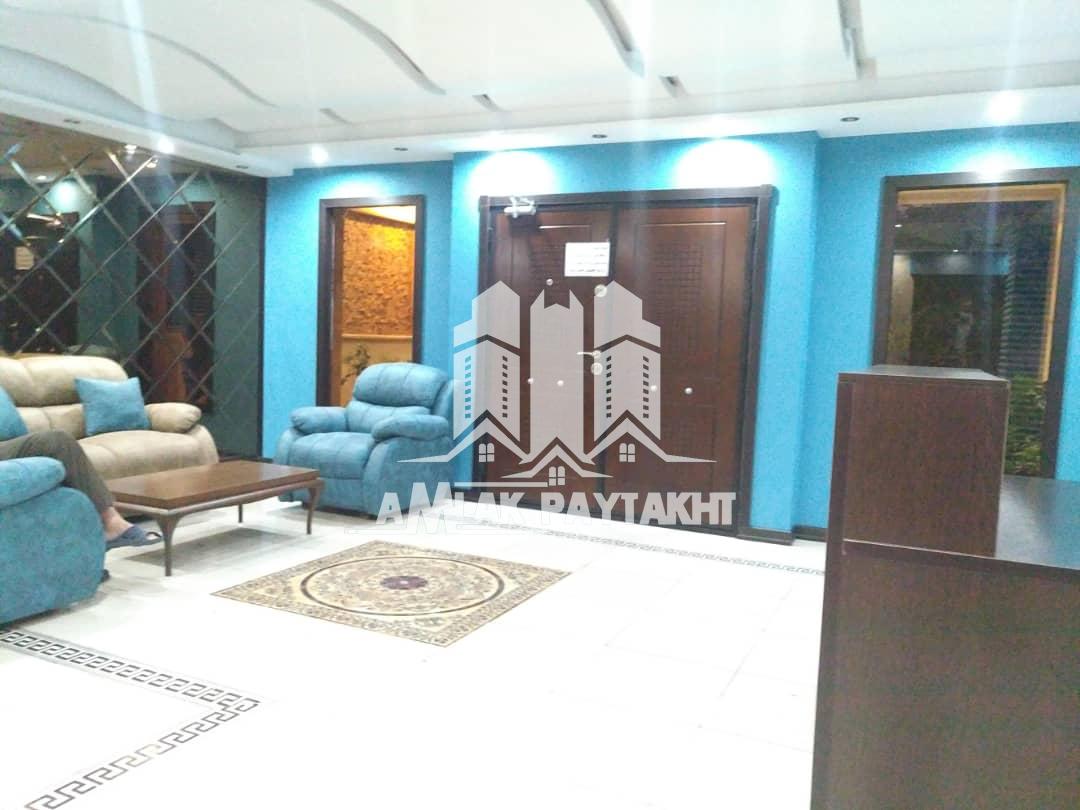 آپارتمان مسکونی دو خواب کلید نخورده واقع در پاسداران