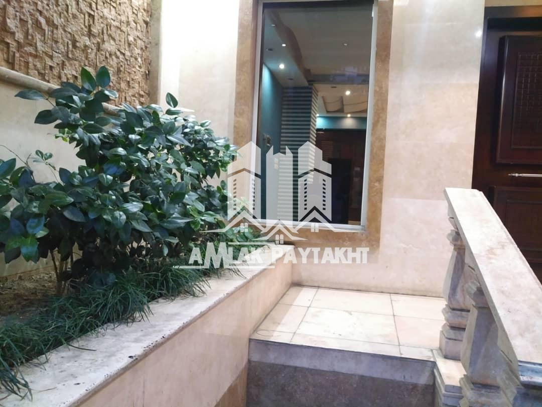 آپارتمان مسکونی دو خواب کلید نخورده واقع در پاسداران